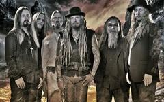 Korpiklaani. Фото с сайта korpiklaani.com